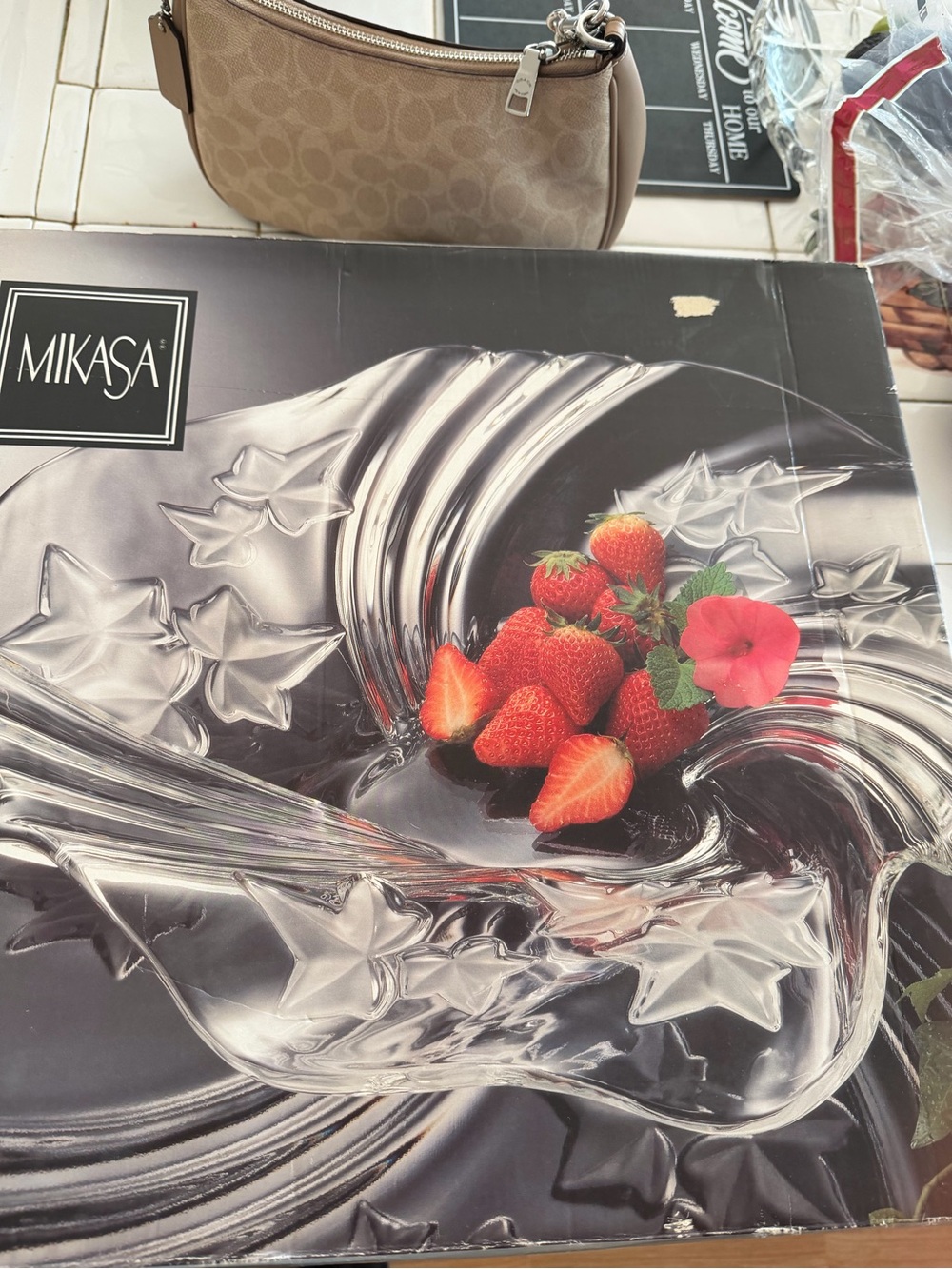 Mikasa Clear Crystal Star Fruit Bowl with Red Strawberry Accent